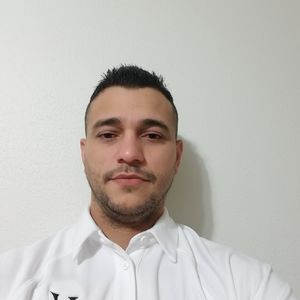 Meet your Posher, Carlos